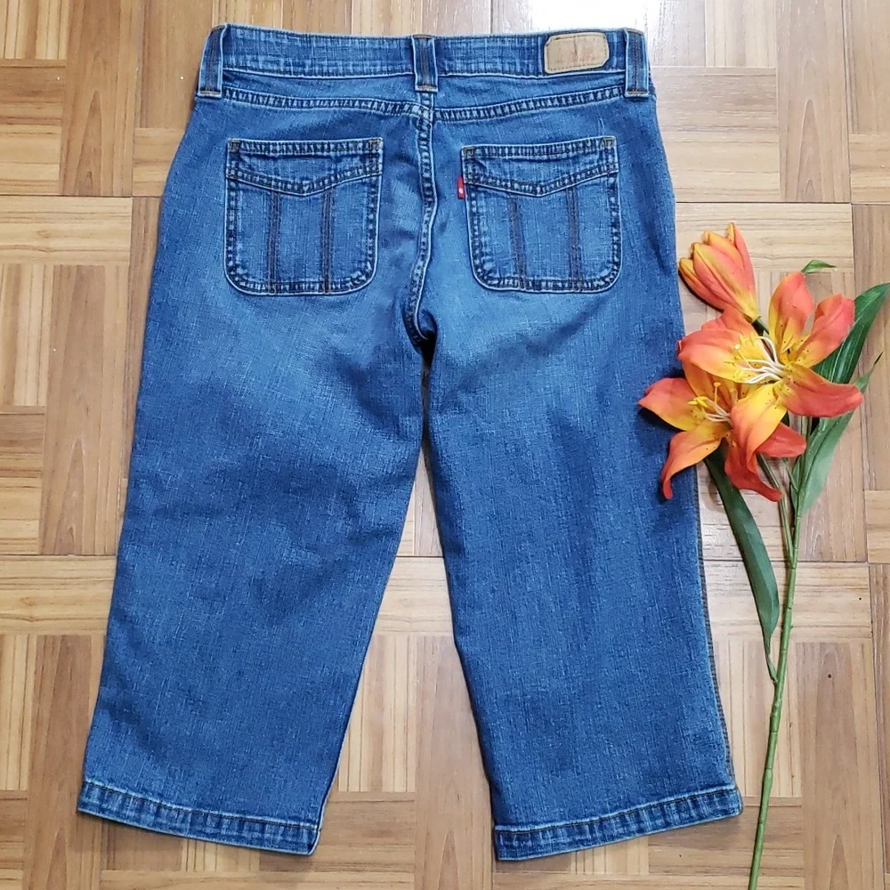 LEVI'S capri's - Picture 1 of 14